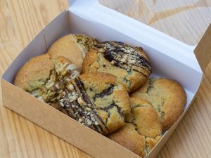 surtido de galletas dulces sin gluten y veganas receta artesanal en nuestro obrador de sant cugat del vallès a 10km de Barcelona
