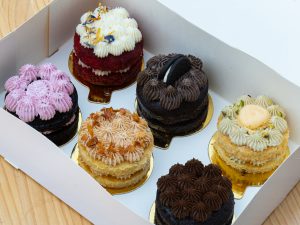 surtido de 6 minipasteles sin gluten artesanales